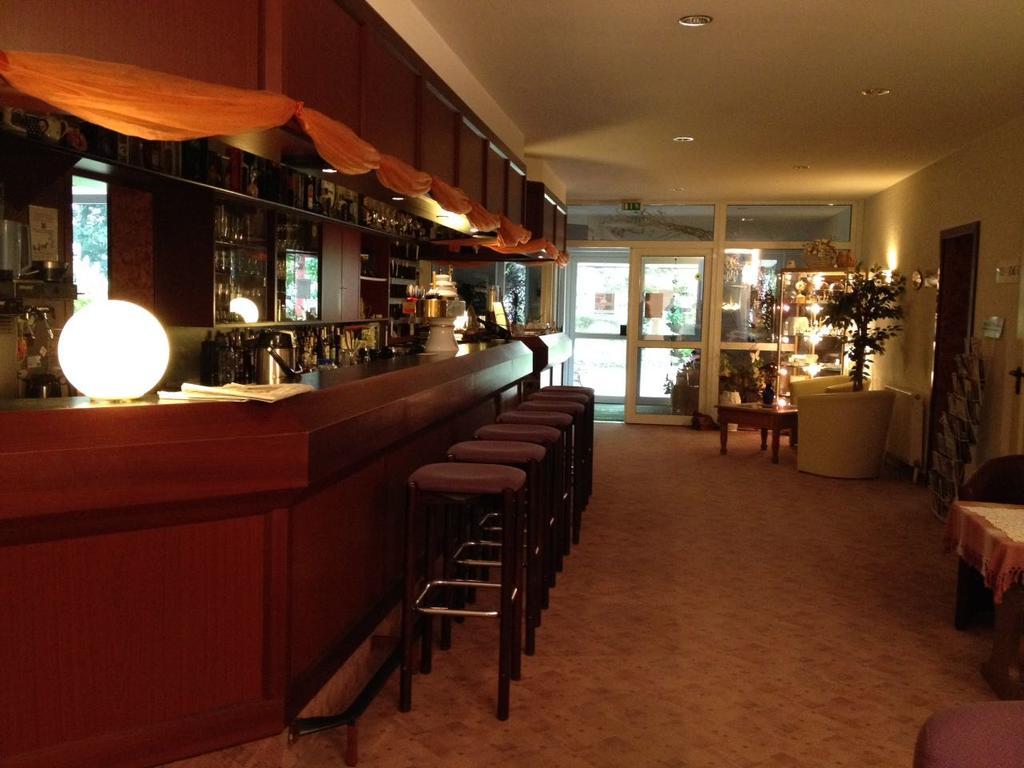 Landhotel Trampe Ngoại thất bức ảnh